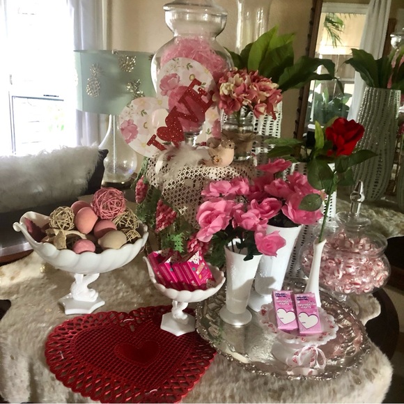 ❤️NWT Large Red Valentine Heart Doily Style Placemats Set/4 - Picture 4 of 6